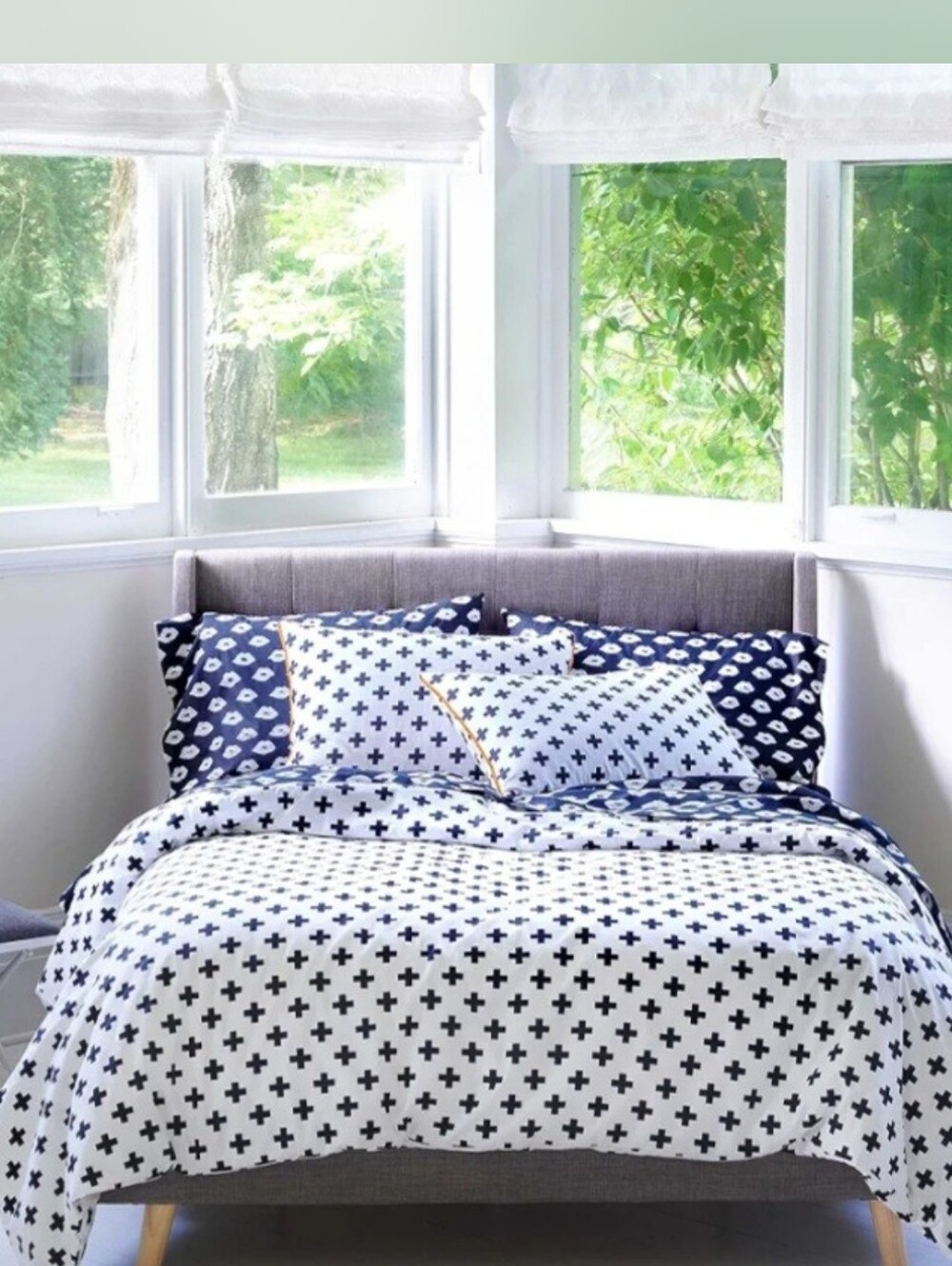 New Novogratz by Utica King Size 3 Pc Comforter Set Waverly White